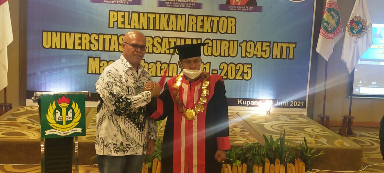 David Selan Dilantik Menjadi Rektor UPG 45 NTT Periode 2021-2025