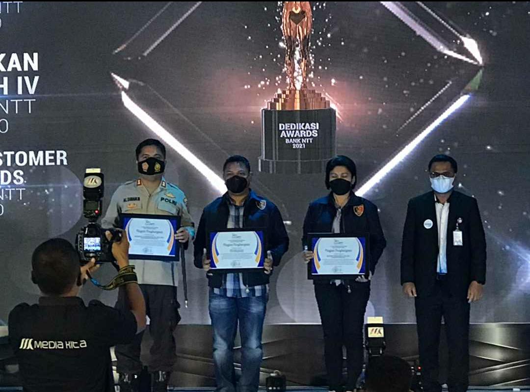 Kapolres Kupang Raih Penghargaan Dari Bank NTT Terkait Penanganan Kredit Macet 