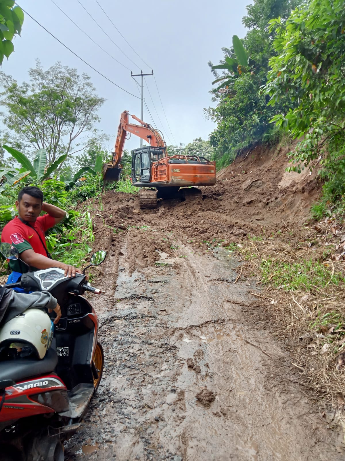 Terkait Longsor Yang Ada Di Balus Permai, Begini Respon BPBD Matim