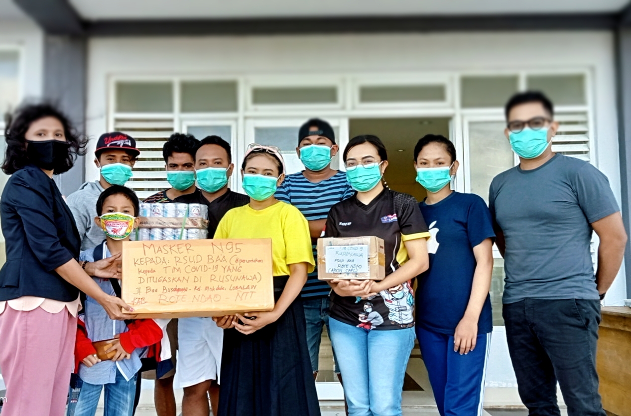 Gereja Sahabat Indonesia Beri Bantuan Masker N95 dan Logistik Bagi Tim Medis Rusun Ne'e