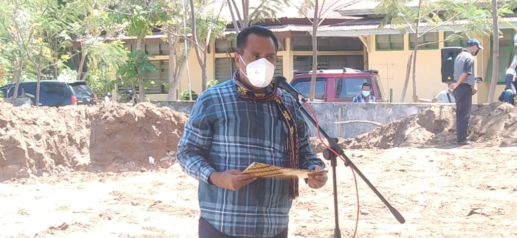 Dinkes Sikka Kelola Uang 74 Miliar Tahun 2021, Bupati Minta Masyarakat Awasi