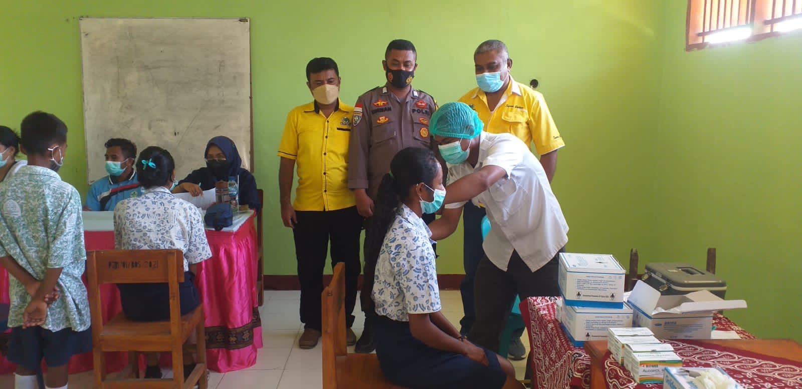 Golkar Sikka Kembali Laksanakan Serbuan Vaksinasi Tahap Dua Untuk Pelajar