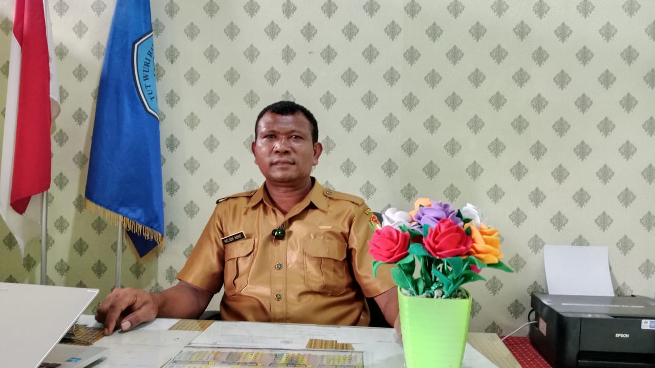 SMA Negeri 1 Amabi Oefeto Andalkan Peternakan Ayam untuk Danai Sekolah dan Bayar Guru Non-Dapodik