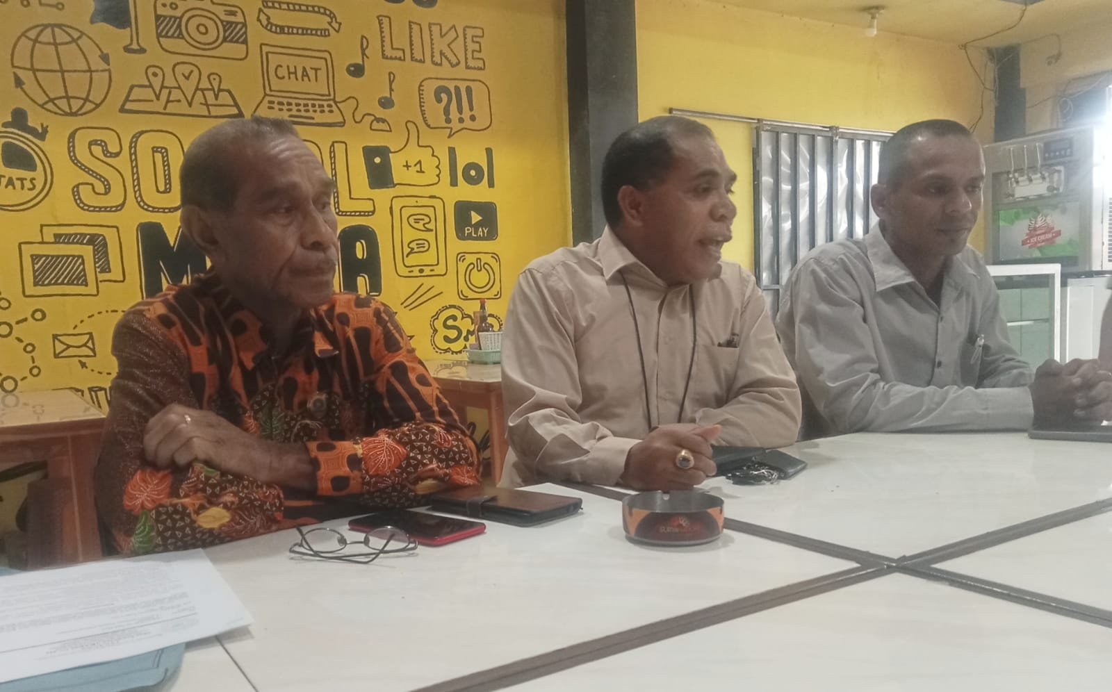 Laporkan Dugaan Korupsi Dana Revitalisasi SDI Tubuhue, ARAKSI Lampirkan Sejumlah Bukti